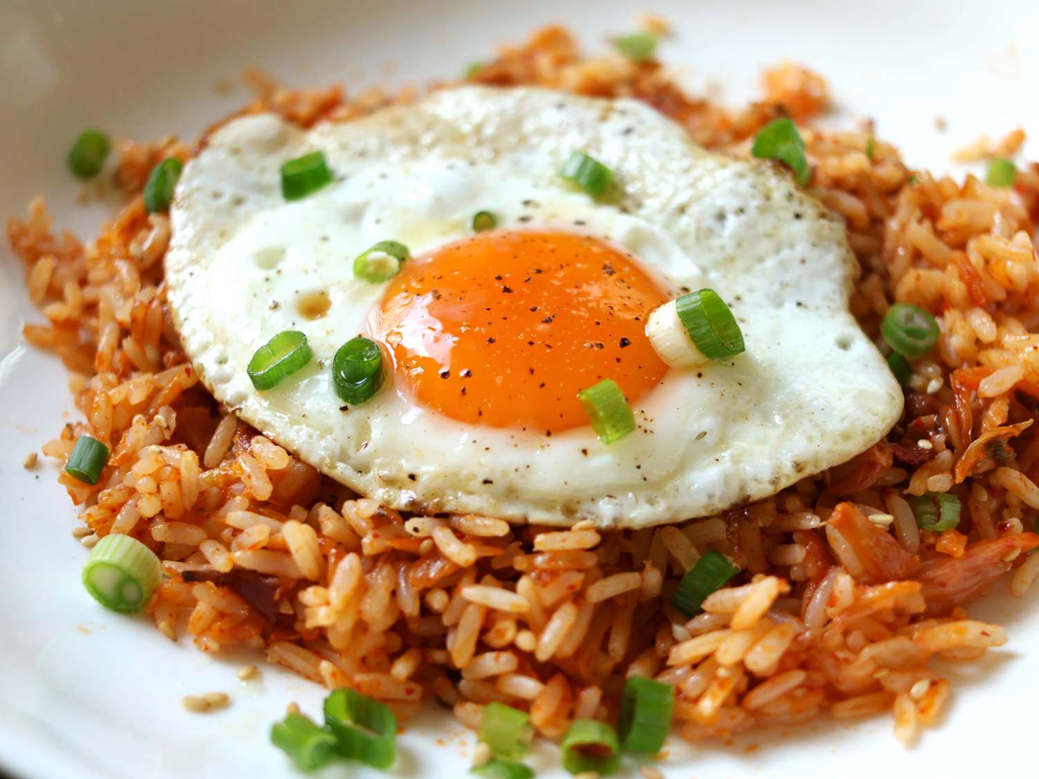 Kimchi-Bokkeumbap (Kimchi Fried Rice)