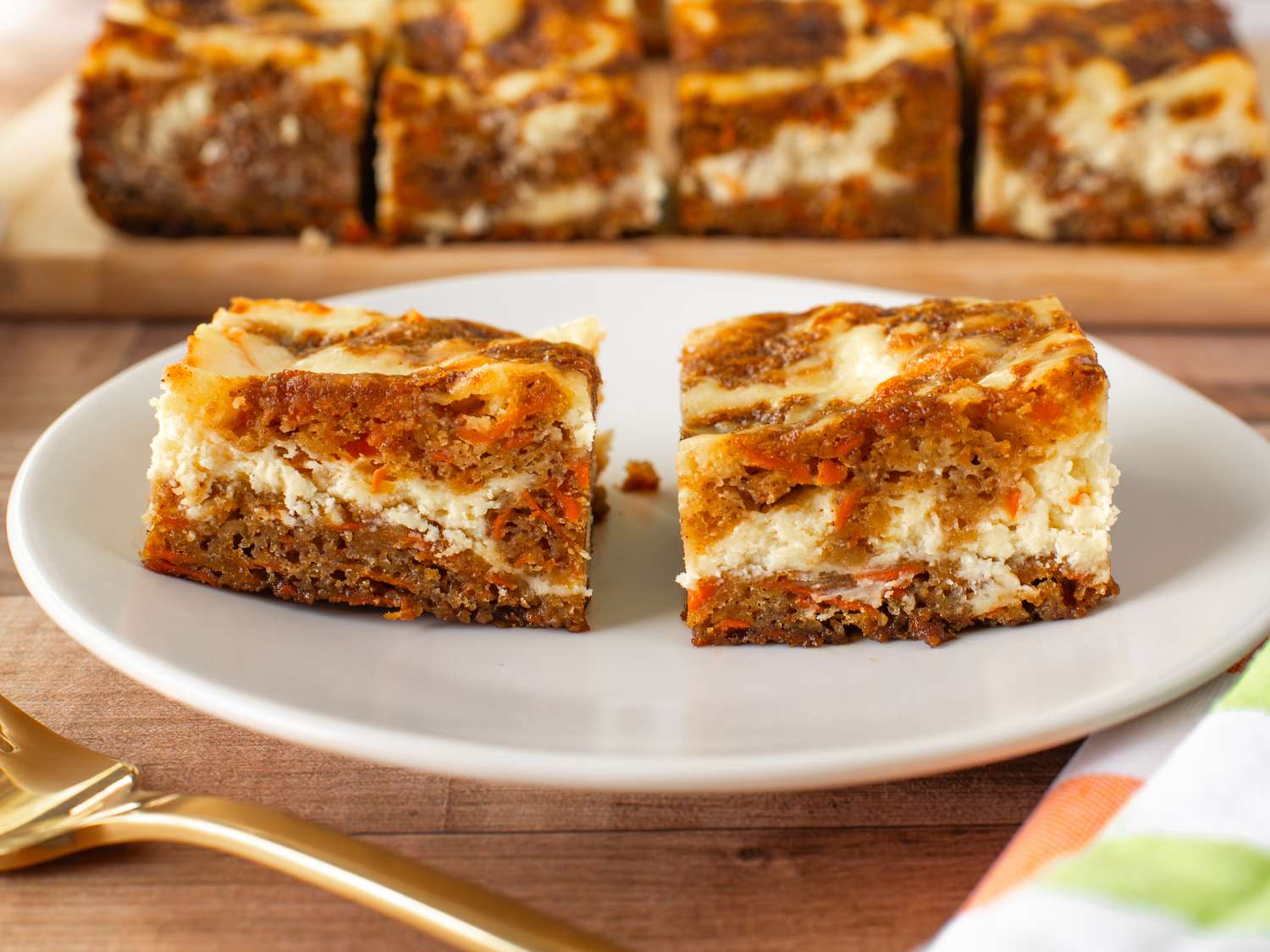 Carrot Cake Cheesecake Bars