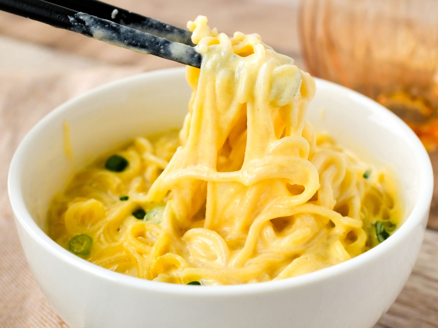 4-Ingredient Ramen Mac and Cheese