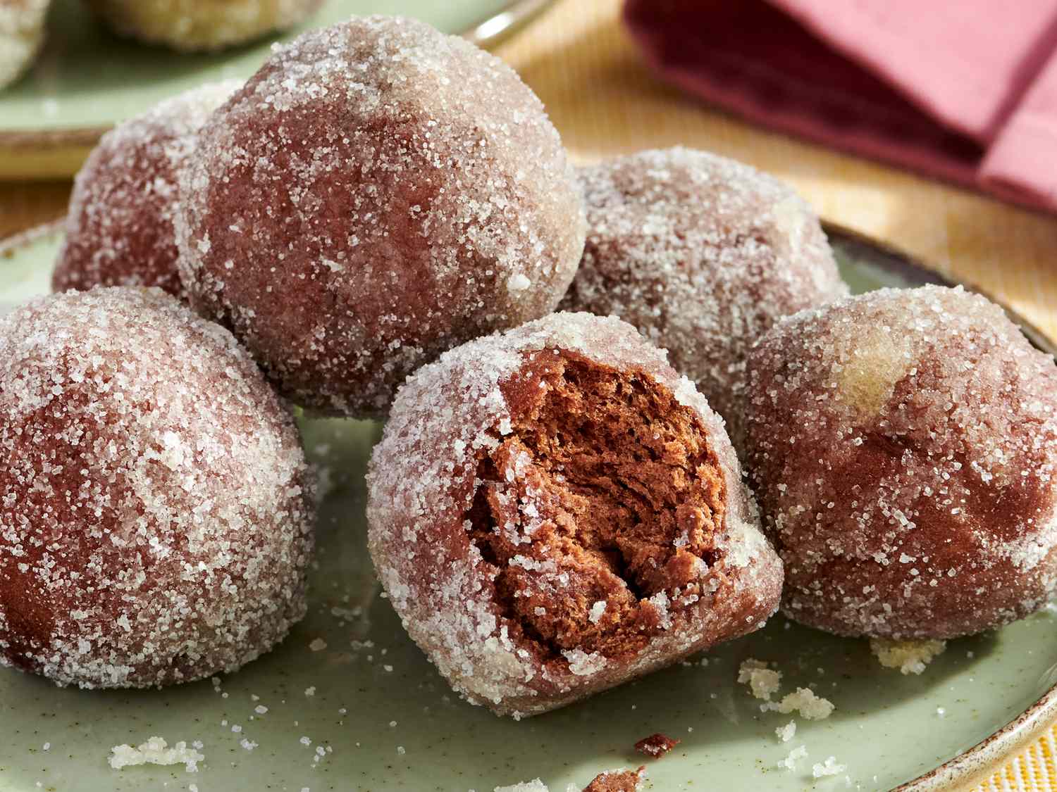 4-Ingredient Chocolate Donuts