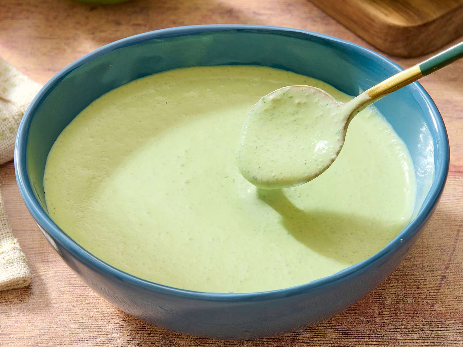 Copycat Chipotle Cilantro Lime Sauce