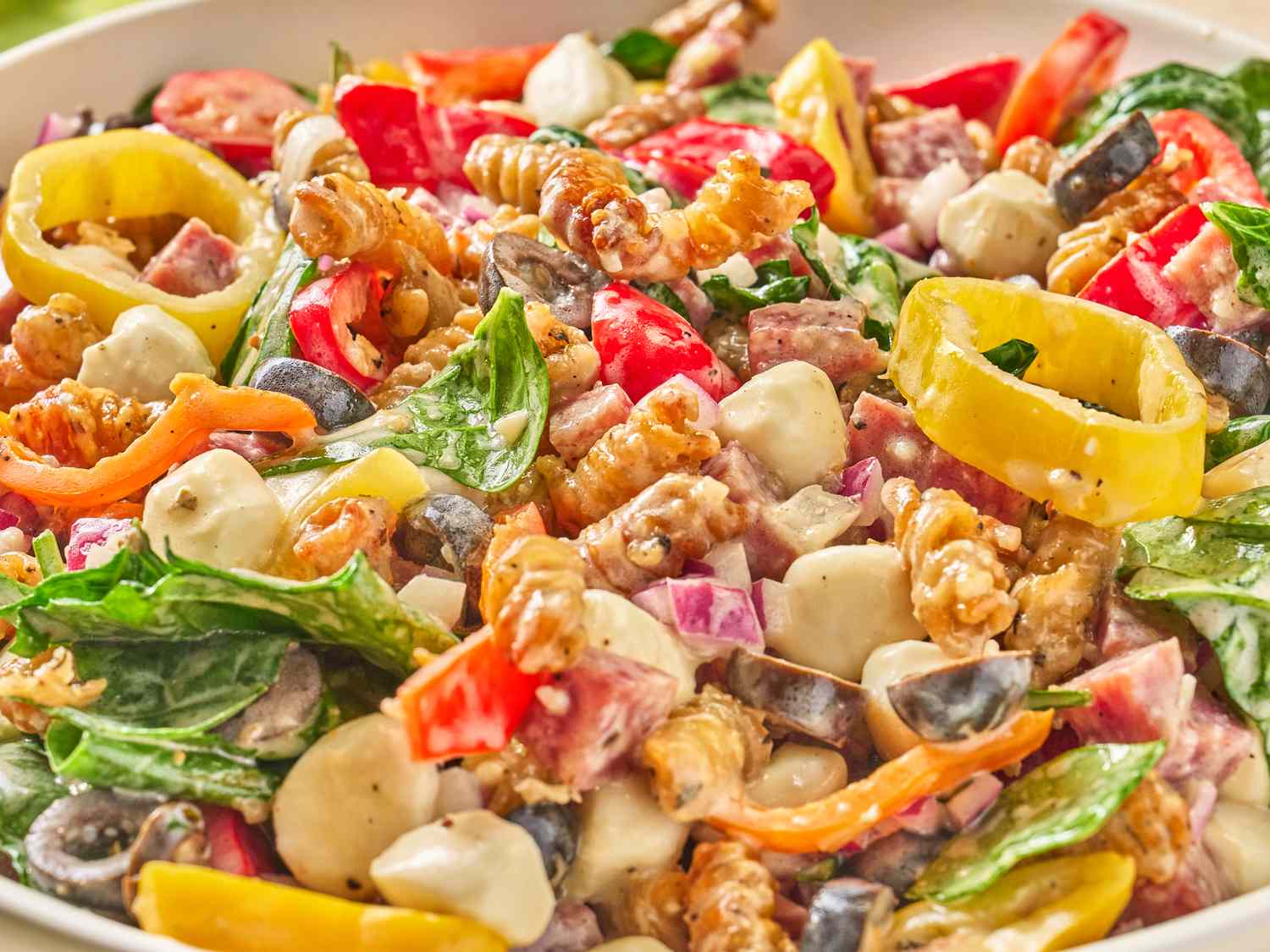 Viral Crispy Pasta Salad