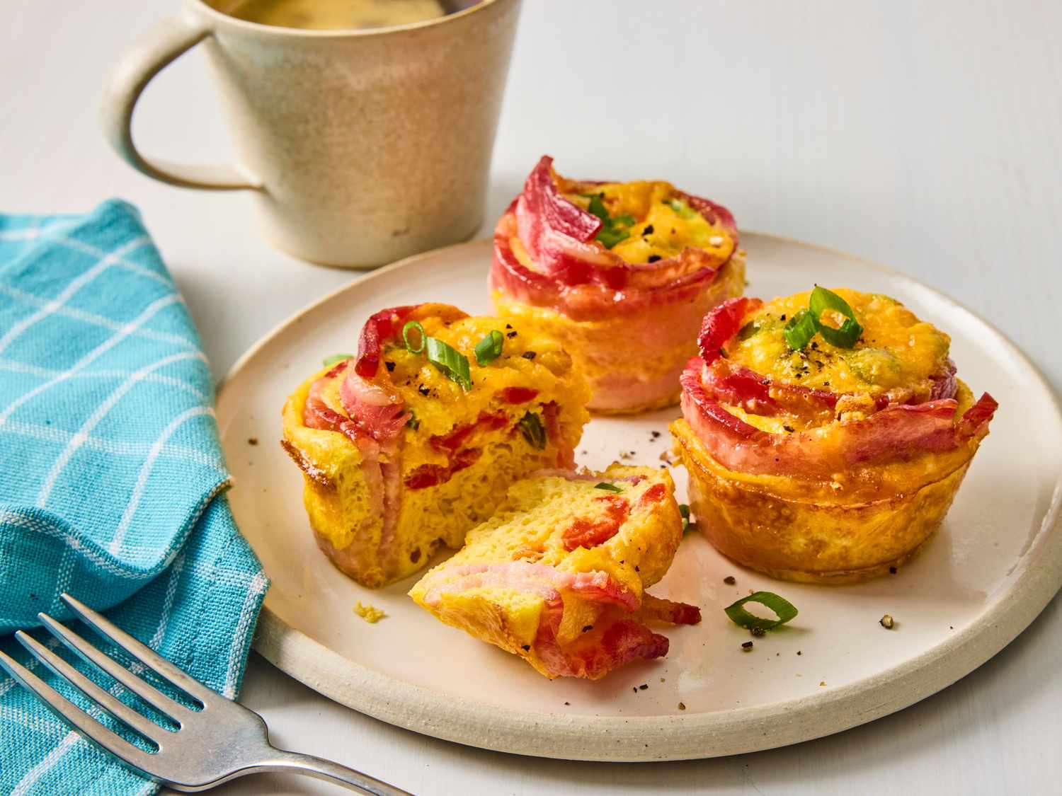 Bacon and Egg Muffins