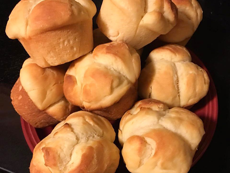 Grandma’s Clover Leaf Rolls