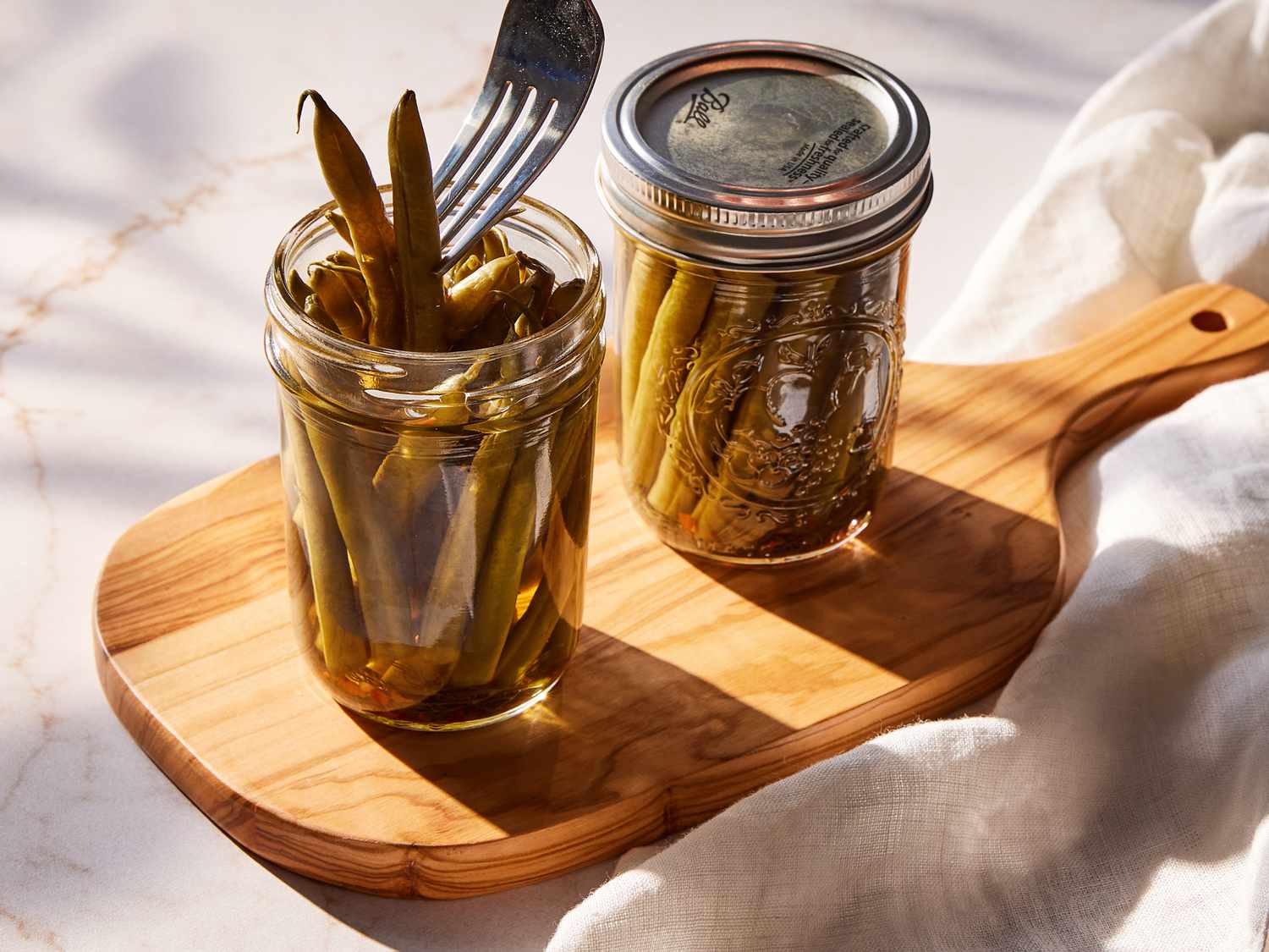 Crisp Pickled Green Beans