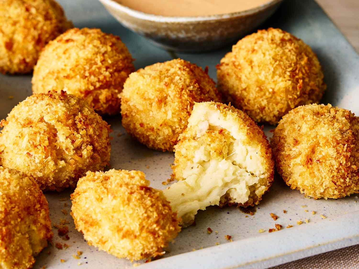 Crispy Cheesy Potato Balls