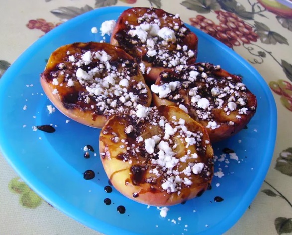 Grilled Peaches with Mock Creme Anglaise